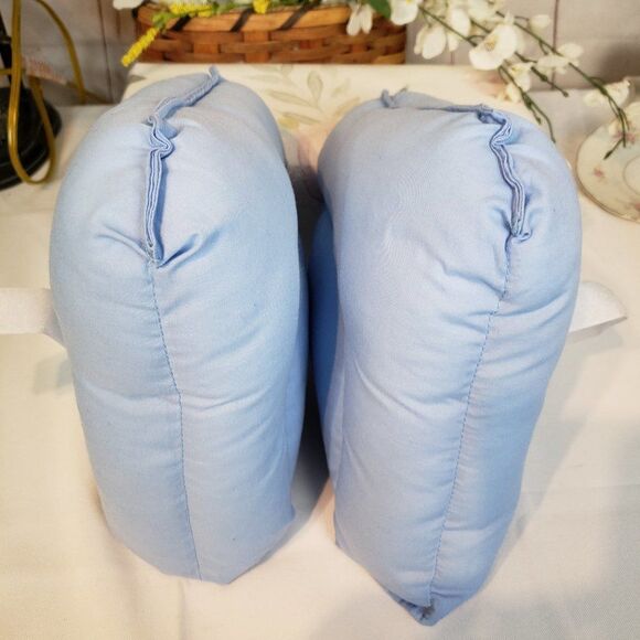 Feet Health 2 Briggs Healthcare Heel Pillows Foot Comfort Clean - Picture 5 of 7